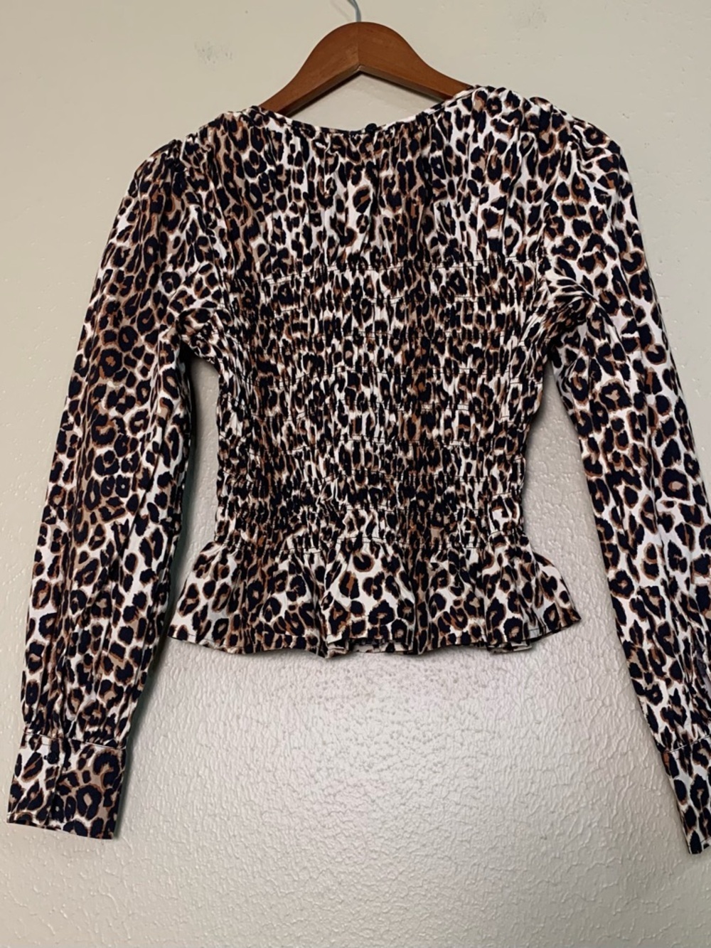Rails Nala Leopard Peplum Top Smocked Animal Print Long Sleeve Brown Women’s M - Picture 5 of 7